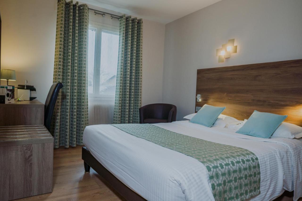 Logis Hotel Le Petit Casset La Boisse Экстерьер фото