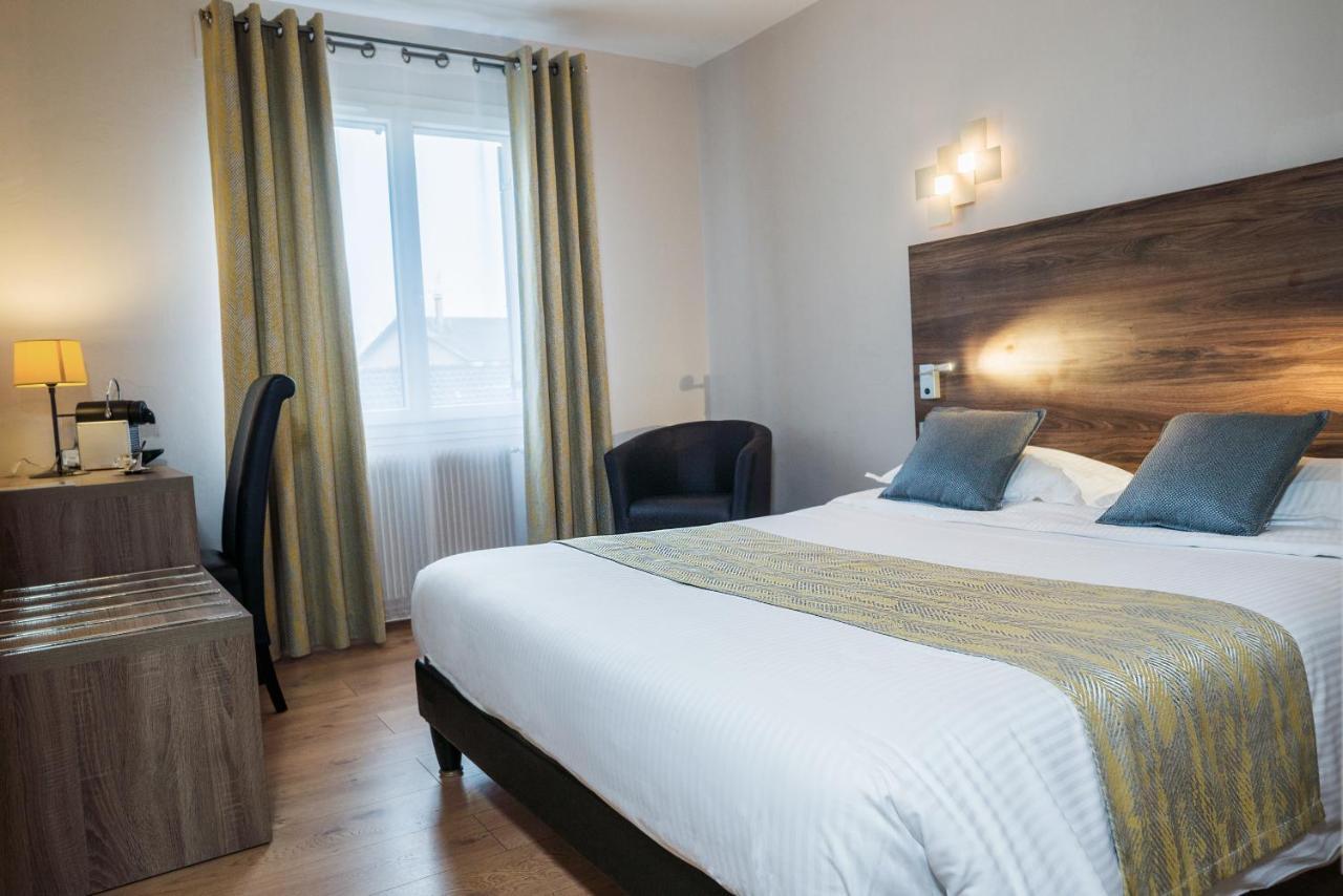 Logis Hotel Le Petit Casset La Boisse Экстерьер фото