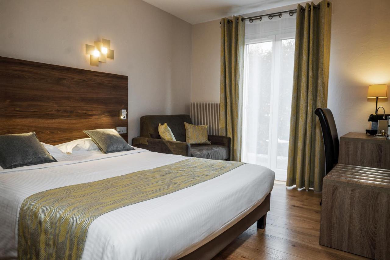 Logis Hotel Le Petit Casset La Boisse Экстерьер фото