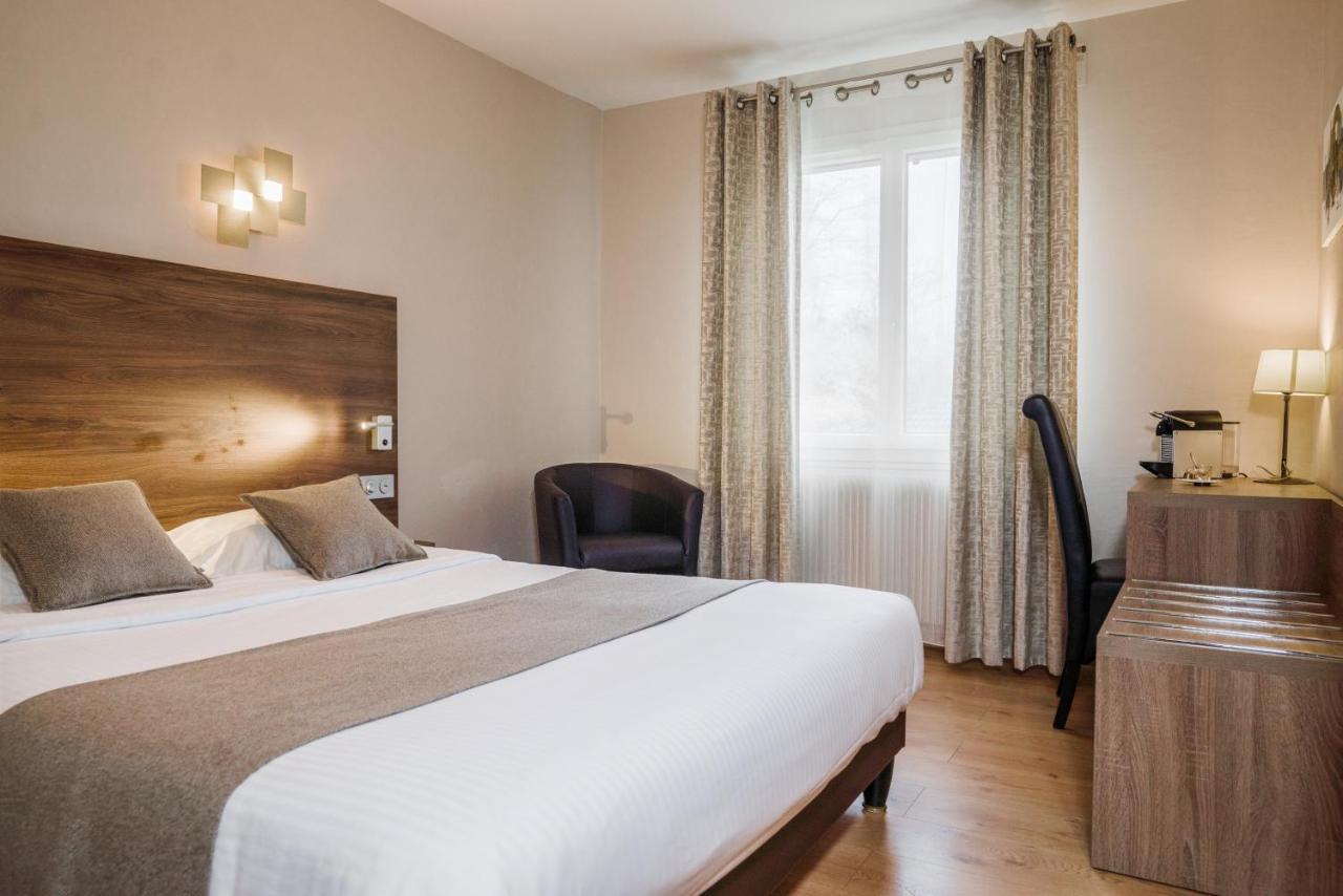 Logis Hotel Le Petit Casset La Boisse Экстерьер фото