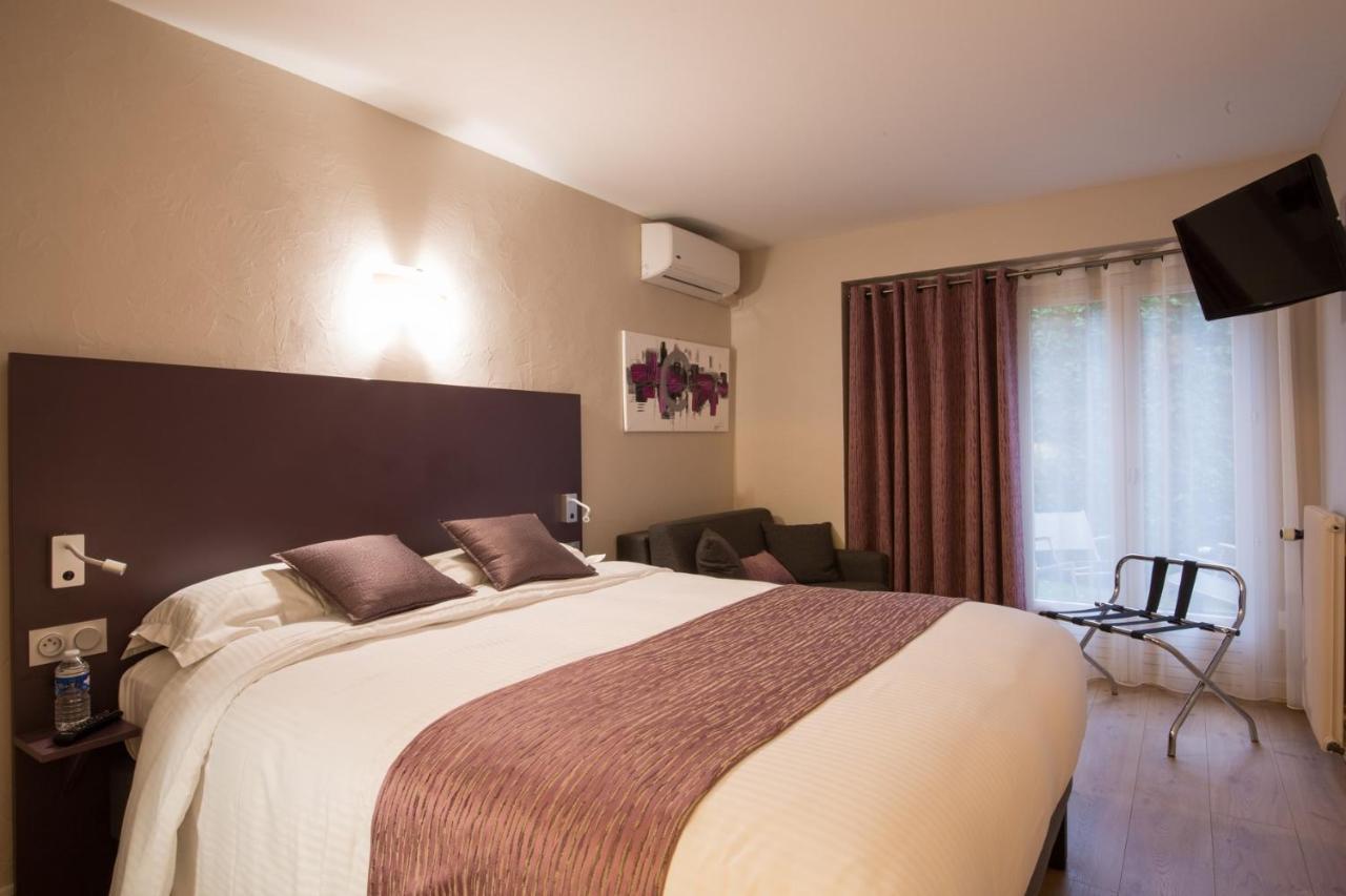 Logis Hotel Le Petit Casset La Boisse Экстерьер фото